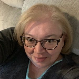 Meet your Posher, Miriam